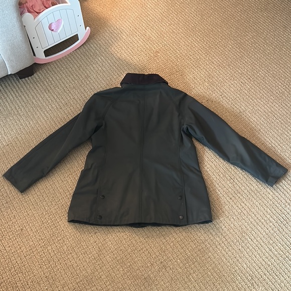 Barbour - Picture 4 of 10